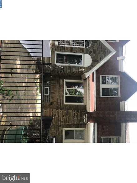 5950 Alma St, Philadelphia, PA 19149