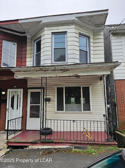 179 Valley St, New Philadelphia, PA 17959