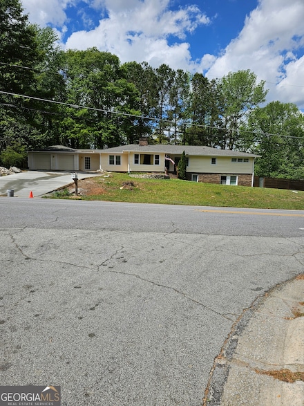 1865 Pucketts Dr SW, Lilburn, GA 30047