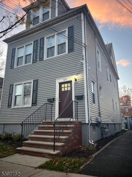 529 E Blancke St, Linden, NJ 07036