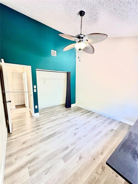 1847 Runners Way, North Lauderdale, FL 33068