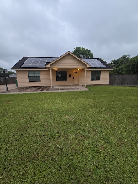 218 Hickory St, Sweeny, TX 77480