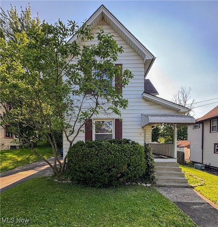 101 Ridgeway St, Struthers, OH 44471