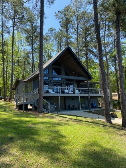 77 Cardinal Ln, Eclectic, AL 36024
