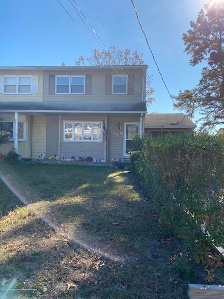 806 Cedar St, Lakehurst, NJ 08733