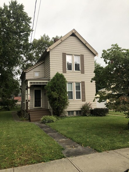 123 W Voorhees St, Cincinnati, OH 45215