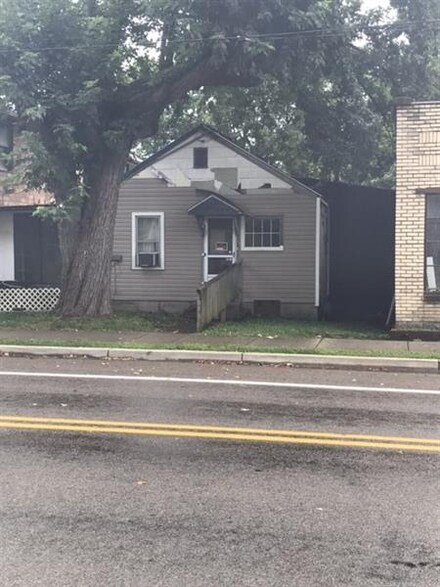 1070 Main St, Enon Valley, PA 16120