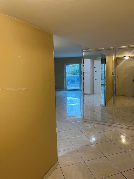1801 S Ocean Dr Unit 207, Hollywood, FL 33019