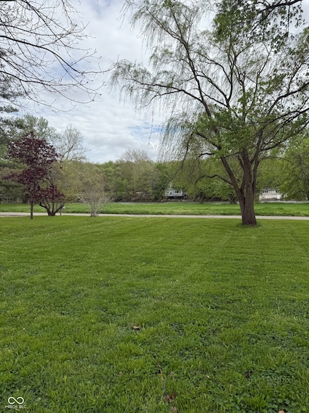 253 Riverwood Dr, Noblesville, IN 46062