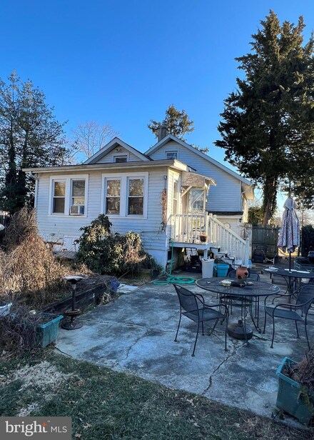 17 W Broadway, Maple Shade, NJ 08052