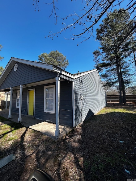 11711 Springtree Dr, Little Rock, AR 72209