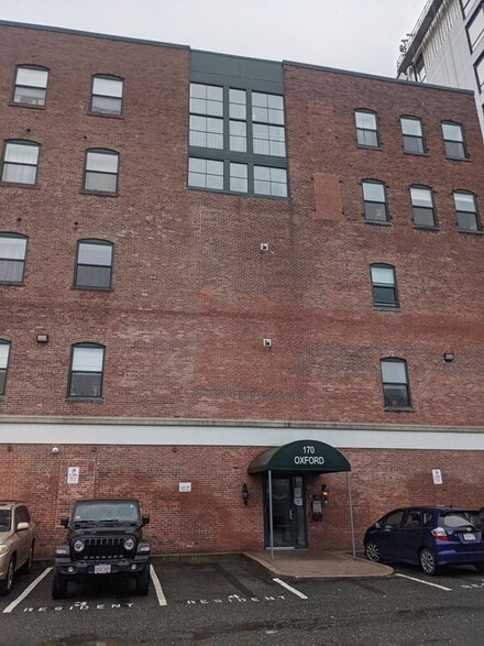 170 Oxford St Unit 202, Lynn, MA 01901