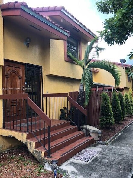 5975 SW 137th Ave Unit 601, Miami, FL 33183