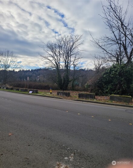 15015 Macadam Rd S, Seattle, WA 98188