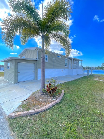 806 Commanche Trail, Fort Myers Beach, FL 33931