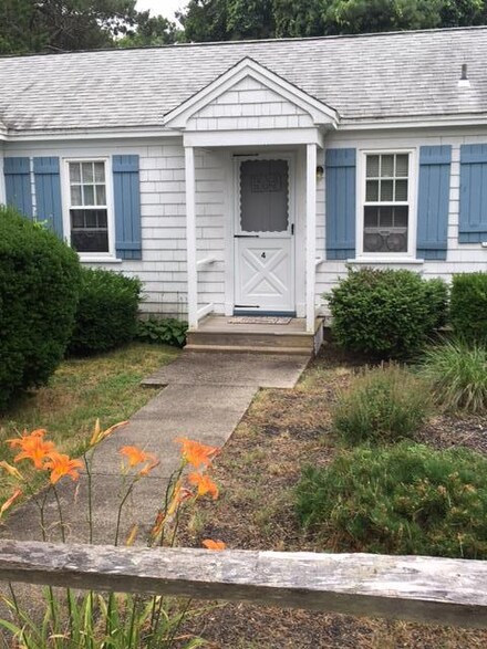 56 Swan River Rd Unit 4, West Dennis, MA 02670