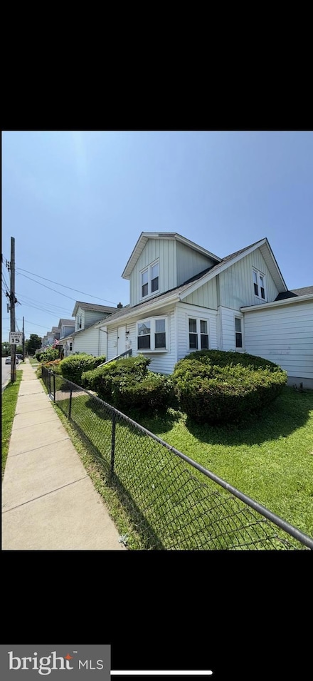 2126 Redwood Ave Unit 2, Upper Chichester, PA 19061