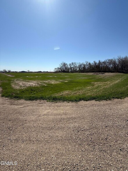 Tbd 4th St St S, Carrington, ND 58421