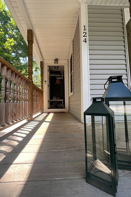 124 Lindsey St, Attleboro, MA 02703