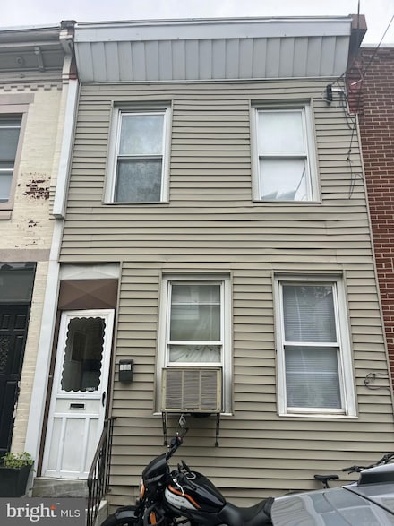 436 Hoffman St, Philadelphia, PA 19148