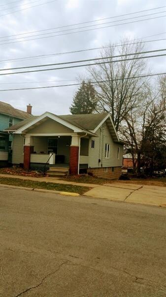 107 S Clay St, Zelienople, PA 16063