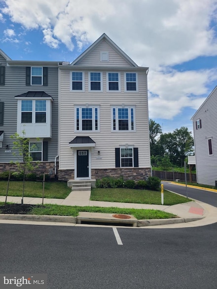 1006 Valley Run Dr, Fredericksburg, VA 22401