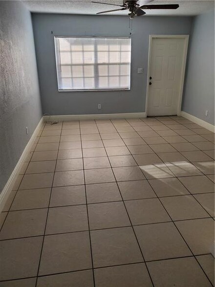 1876 NW 52nd Ave, Lauderhill, FL 33313
