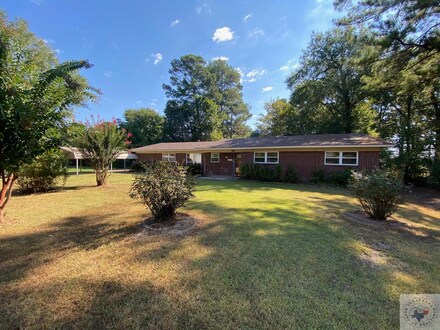 New Boston TX Real Estate &amp; Homes for Sale - Homes.com
