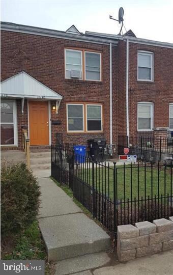 2640 N 7th St, Harrisburg, PA 17110
