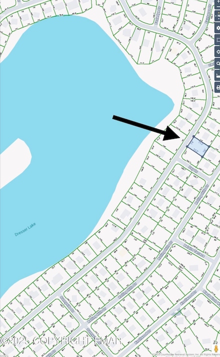 789 Waterfront Dr, Coolbaugh Township, PA 18466