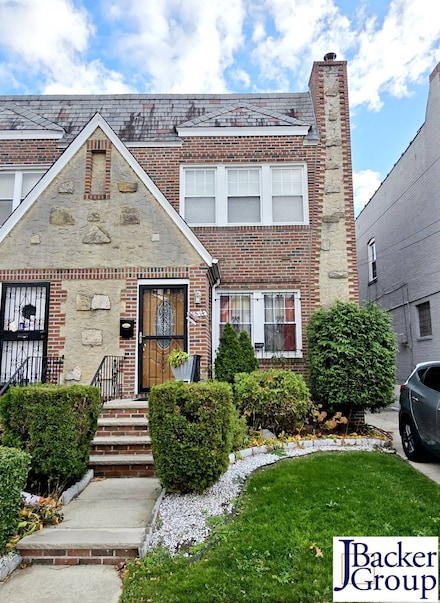 205-14 115th Dr, St. Albans, NY 11412