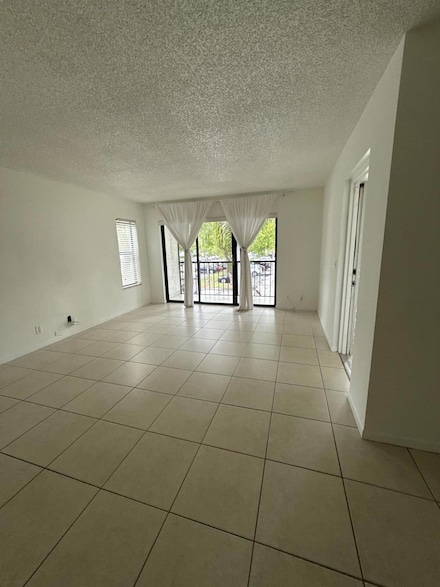 1010 Green Pine Blvd Unit 42, West Palm Beach, FL 33409