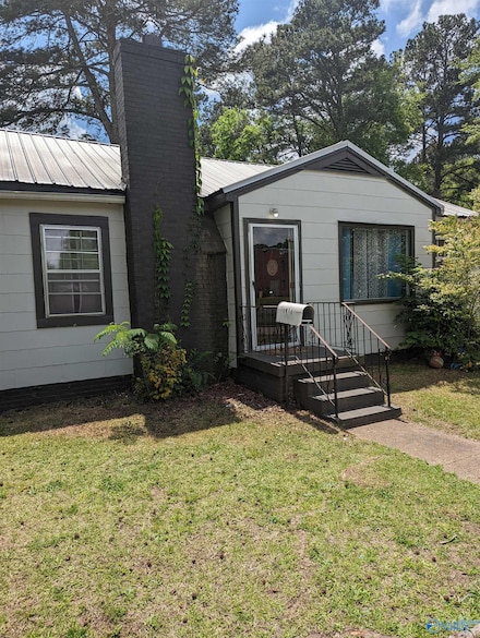 1413 Eastview Ave, Gadsden, AL 35903