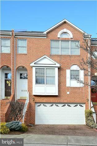 8109 Madrillon Ct, Vienna, VA 22182