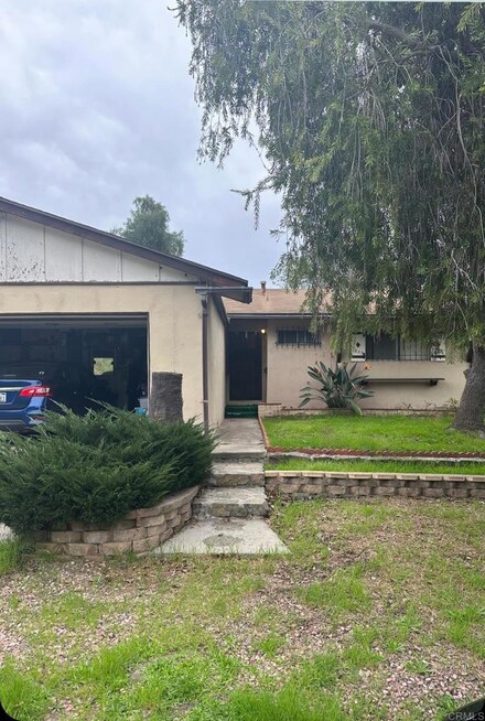 1855 69th St, Lemon Grove, CA 91945