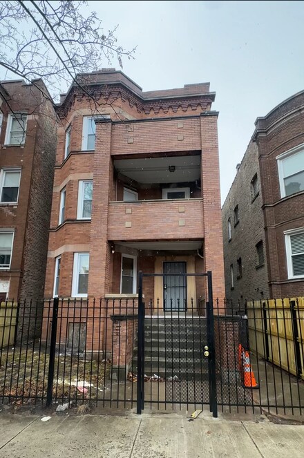 6924 S Green St Unit 1, Chicago, IL 60621