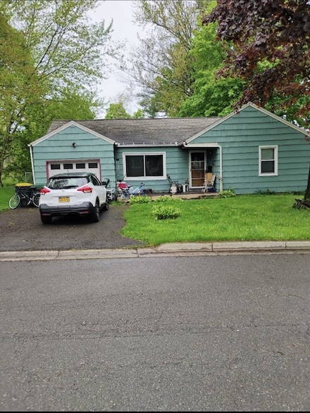 320 Hoffman Ave, Vestal, NY 13850