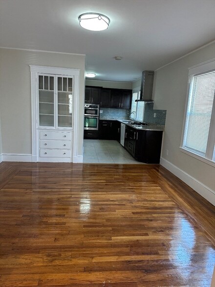 78 Harriet St Unit 1, Brighton, MA 02135