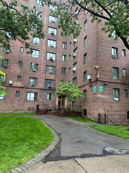 1314 Virginia Ave Unit 5A, Bronx, NY 10462