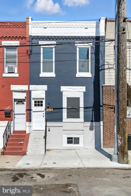 1948 S 23rd St, Philadelphia, PA 19145