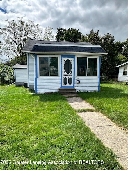439 Adams St, Jackson, MI 49202