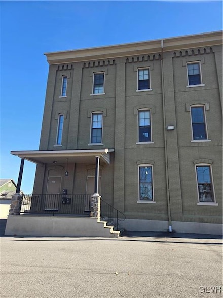 7617 Hamilton Blvd Unit B, Trexlertown, PA 18087