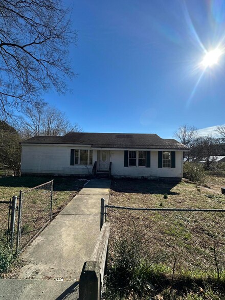 239 Thurman St, Lafayette, GA 30728