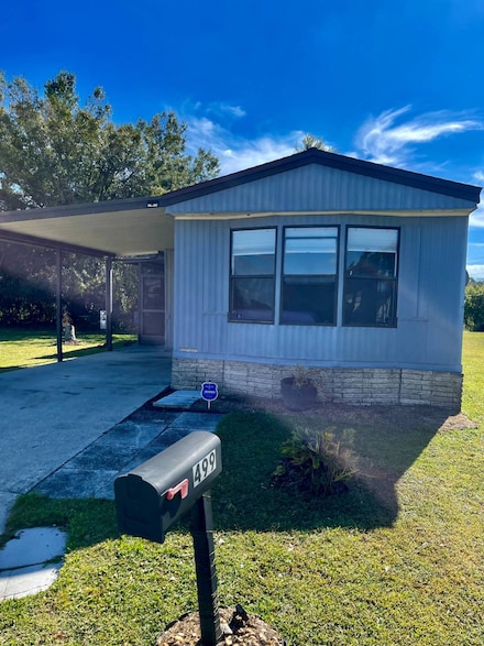 499 Chickadee Ct, Plant City, FL 33565