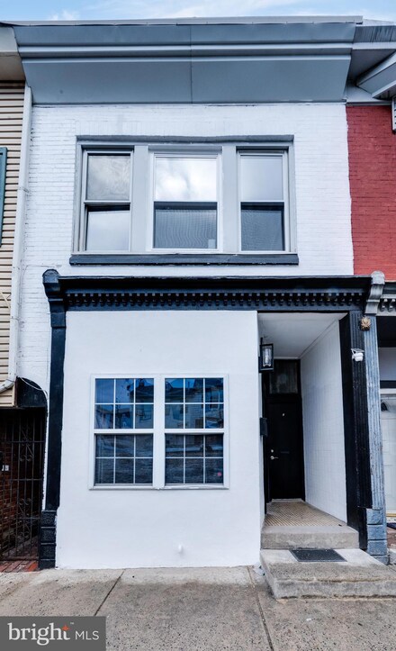 226 N 9th St, Reading, PA 19601