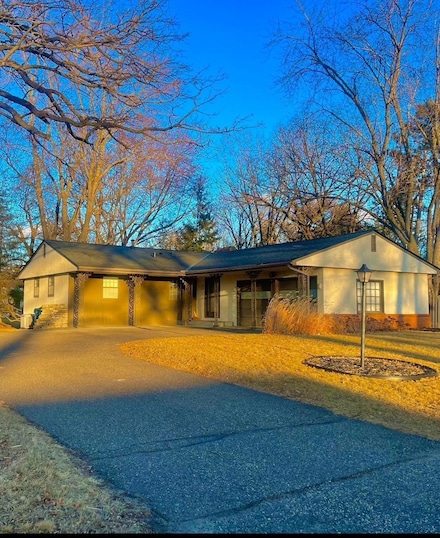 7601 Alden Way NE, Minneapolis, MN 55432