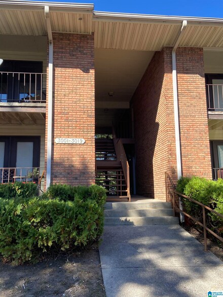 3005 Chase Ln Unit I3005, Birmingham, AL 35215