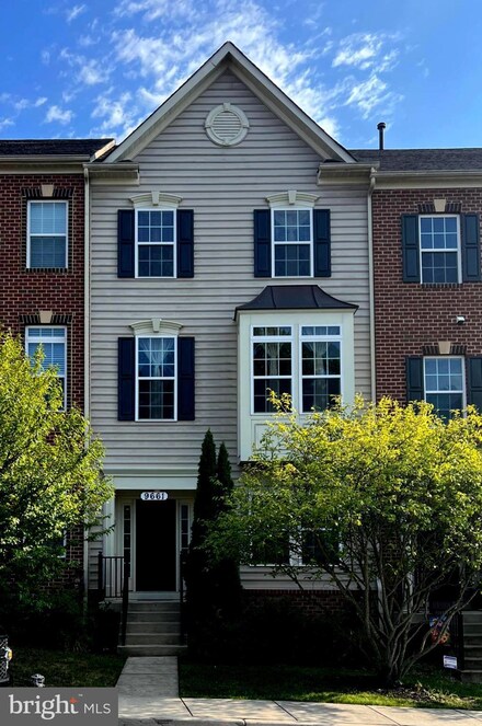 9661 Atterbury Ln, Frederick, MD 21704