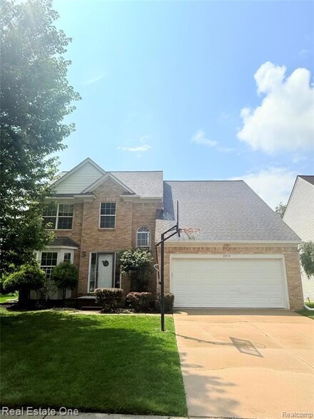 2314 Cedar Knoll Dr, Troy, MI 48083