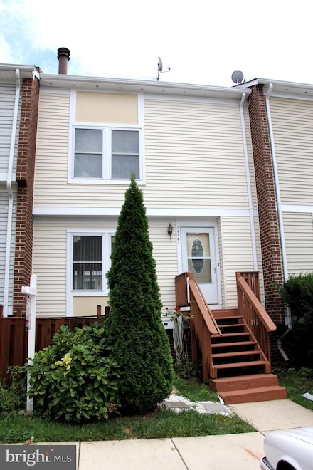 18921 Pine Ridge Ln Unit 104, Germantown, MD 20874
